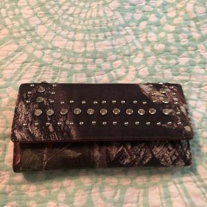 Camouflage wallet